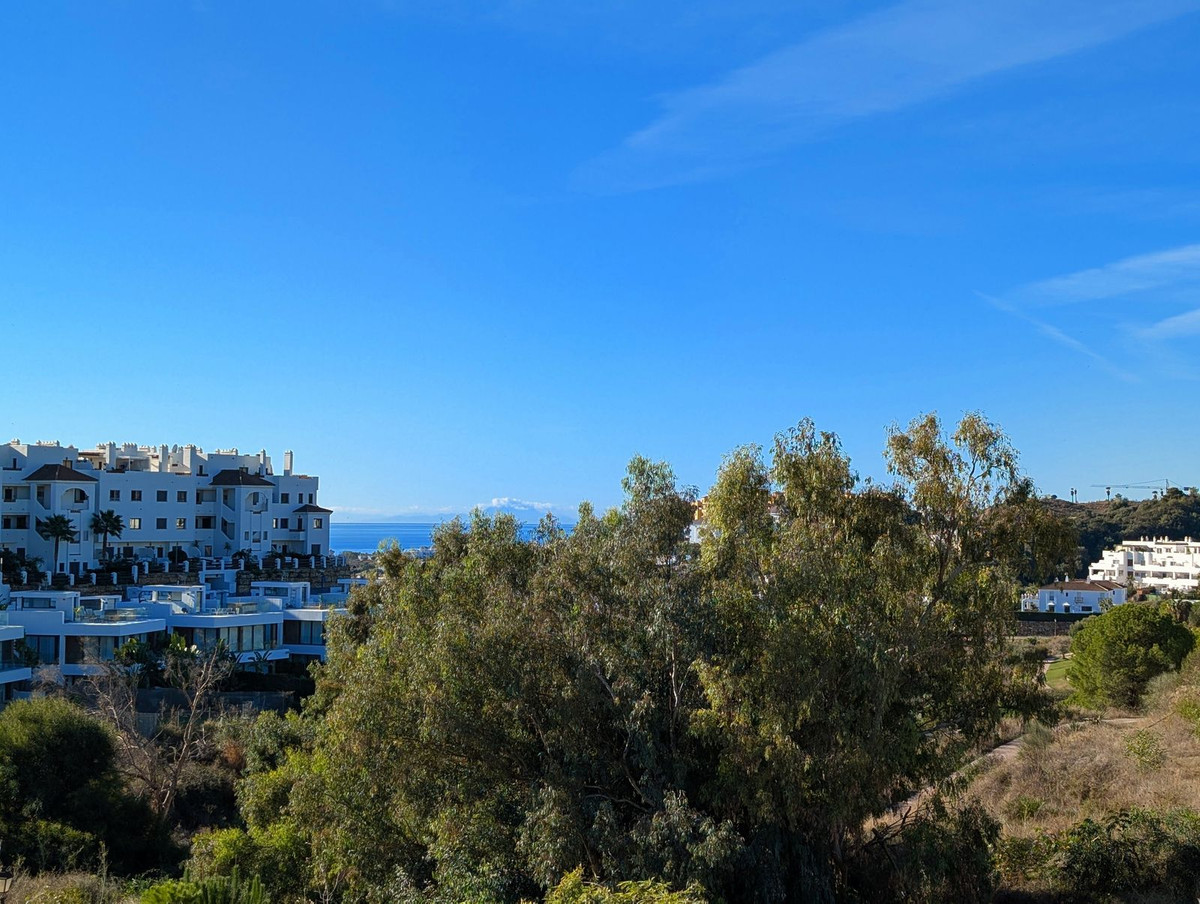 2 bedroom Apartments for sale in Nueva Milla de Oro – R5264404