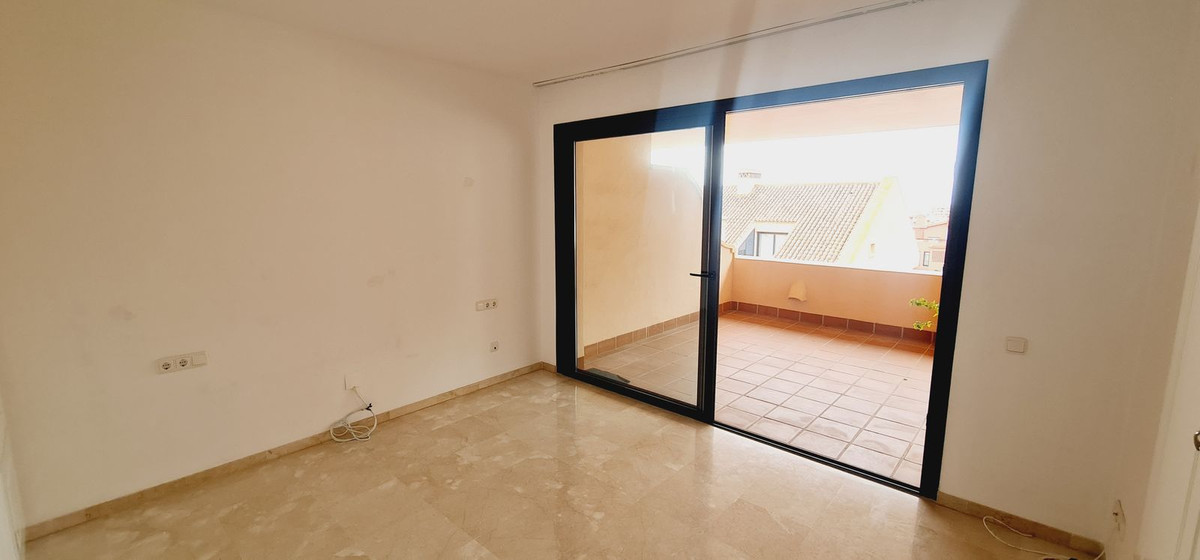 3 bedroom Apartments for sale in Calahonda – R5272507