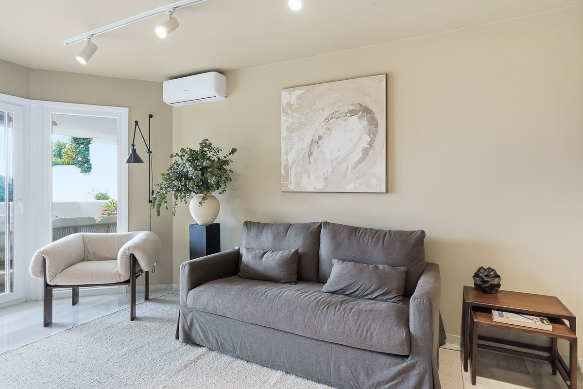 3 bedroom Apartments for sale in Calahonda – R5302714