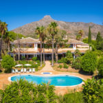 20 bedroom Villas for sale in Milla de Oro – R5211253