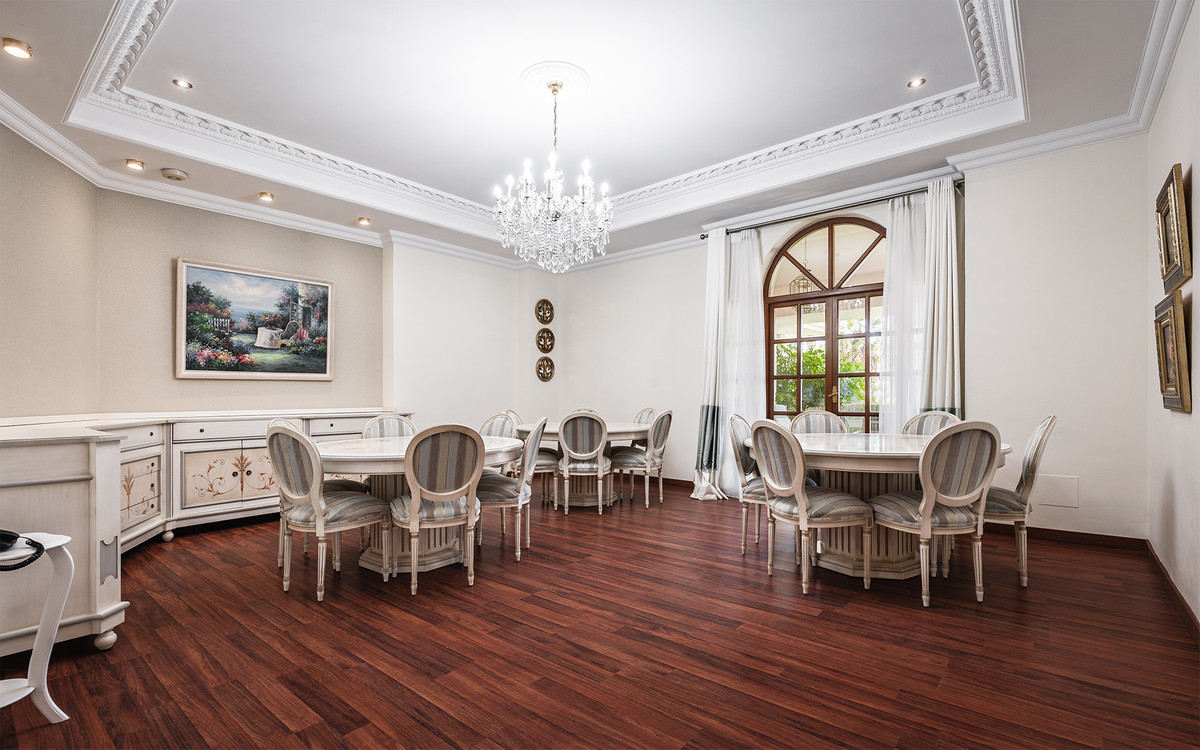 20 bedroom Villas for sale in Milla de Oro – R5211253