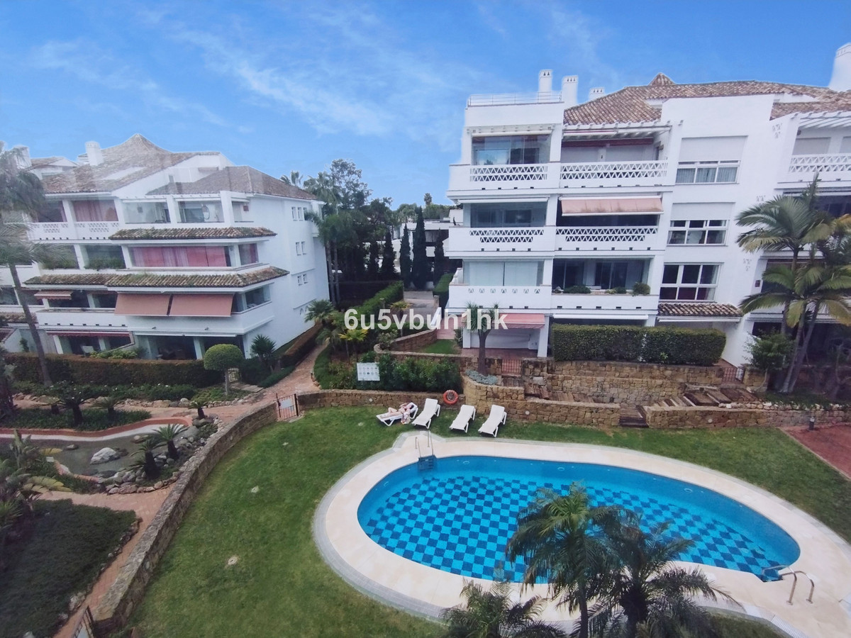 2 bedroom Apartments for sale in Marbella – R5291623