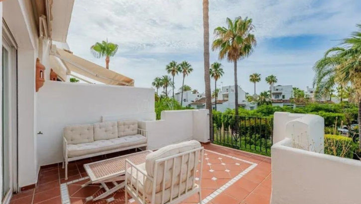 Adosados de 4 dormitorios en venta en Atalaya – R5299987 Adosados de 4 dormitorios en venta en Atalaya – R5299987 en