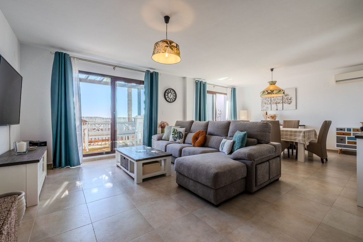 Apartamentos de 2 dormitorios en venta en Altos de los Monteros – R5306725 Apartamentos de 2 dormitorios en venta en Altos de los Monteros – R5306725