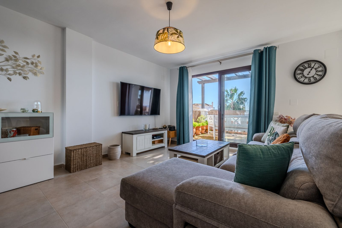 Apartamentos de 2 dormitorios en venta en Altos de los Monteros – R5306725 Apartamentos de 2 dormitorios en venta en Altos de los Monteros – R5306725