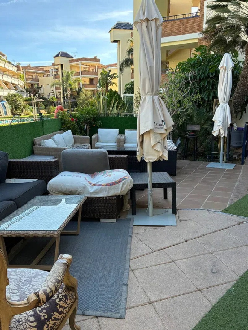 2 bedroom Apartments for sale in Riviera del Sol – R5236696