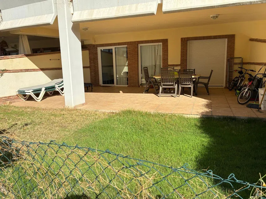 2 bedroom Apartments for sale in Riviera del Sol – R5236696