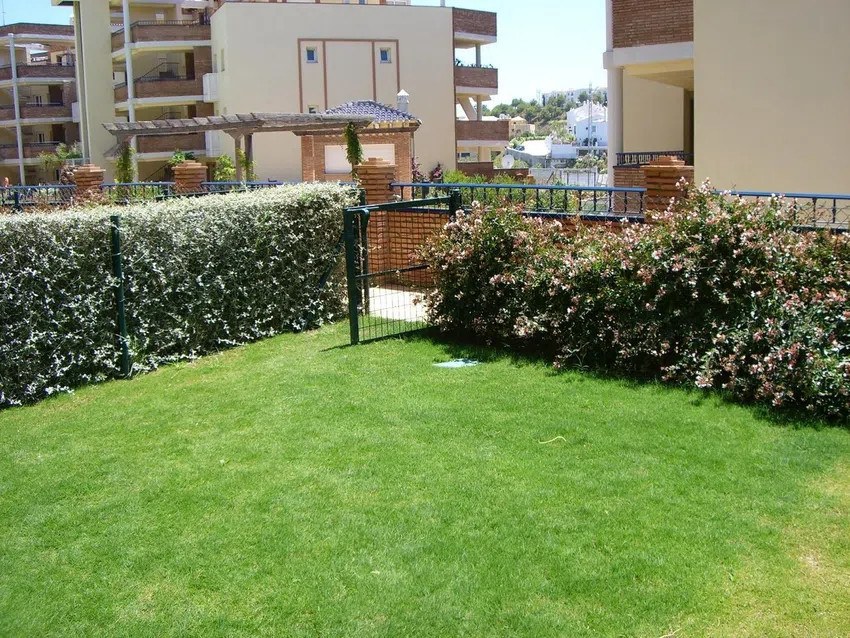 2 bedroom Apartments for sale in Riviera del Sol – R5236696