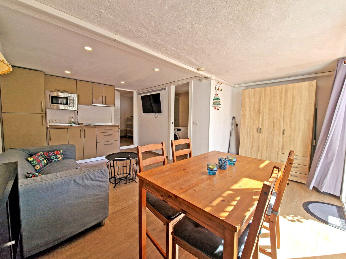 Adosados de 3 dormitorios en venta en Reserva de Marbella – R5254966