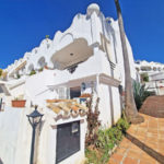 Adosados de 3 dormitorios en venta en Reserva de Marbella – R5254966