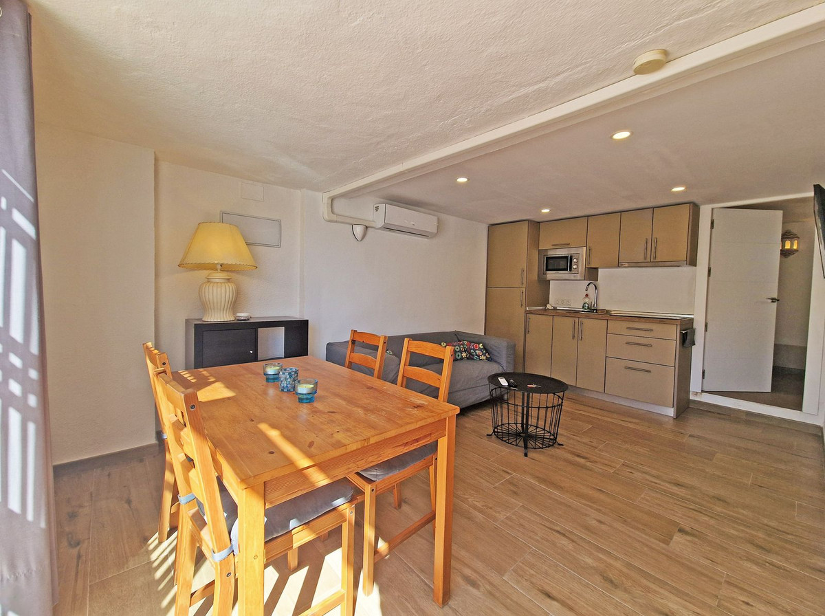 Adosados de 3 dormitorios en venta en Reserva de Marbella – R5254966