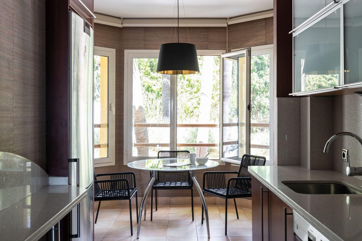 2 bedroom Villas for sale in Marbella – R5227390