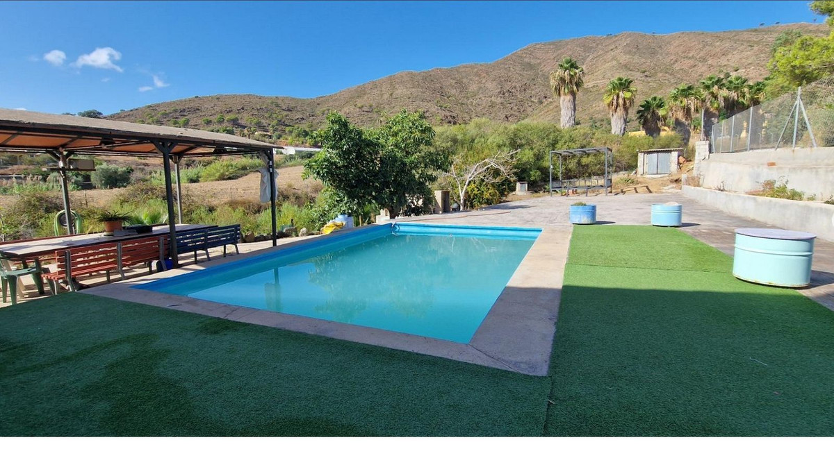 Villas de 3 dormitorios en venta en La Cala de Mijas – R5291896