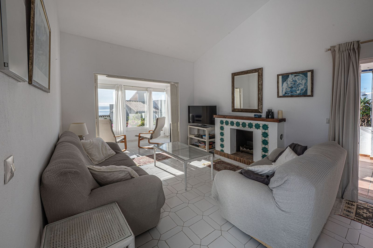 Pareados de 3 dormitorios en venta en Miraflores – R5306635