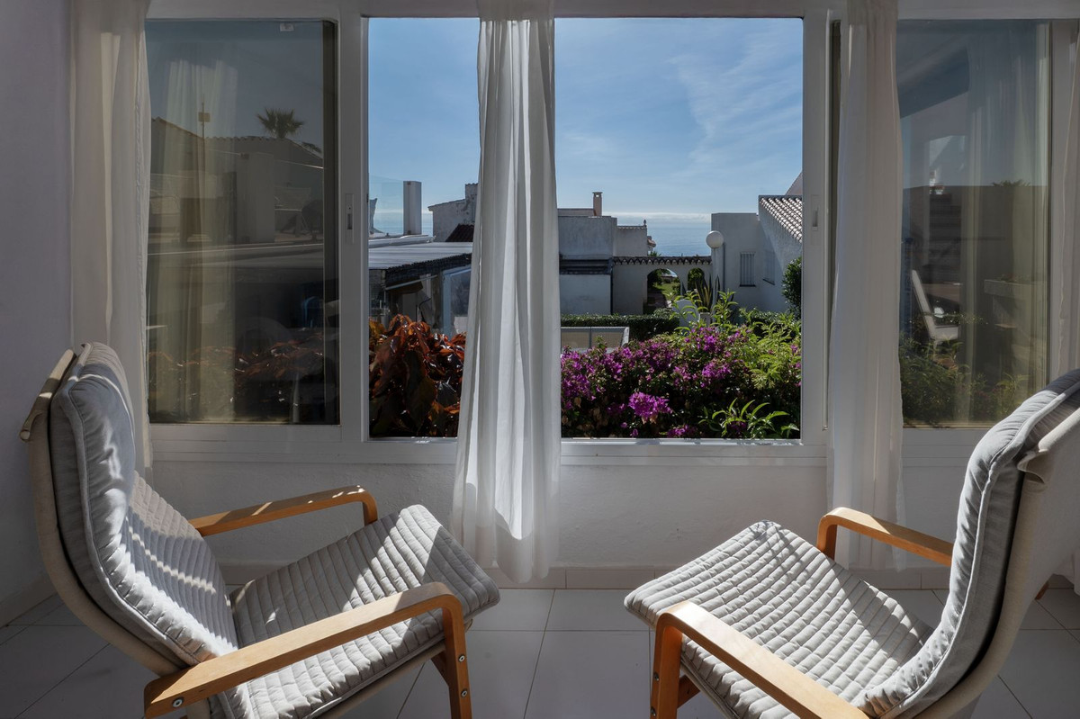 Pareados de 3 dormitorios en venta en Miraflores – R5306635