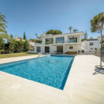 7 bedroom Villas for sale in Marbella – R5227396