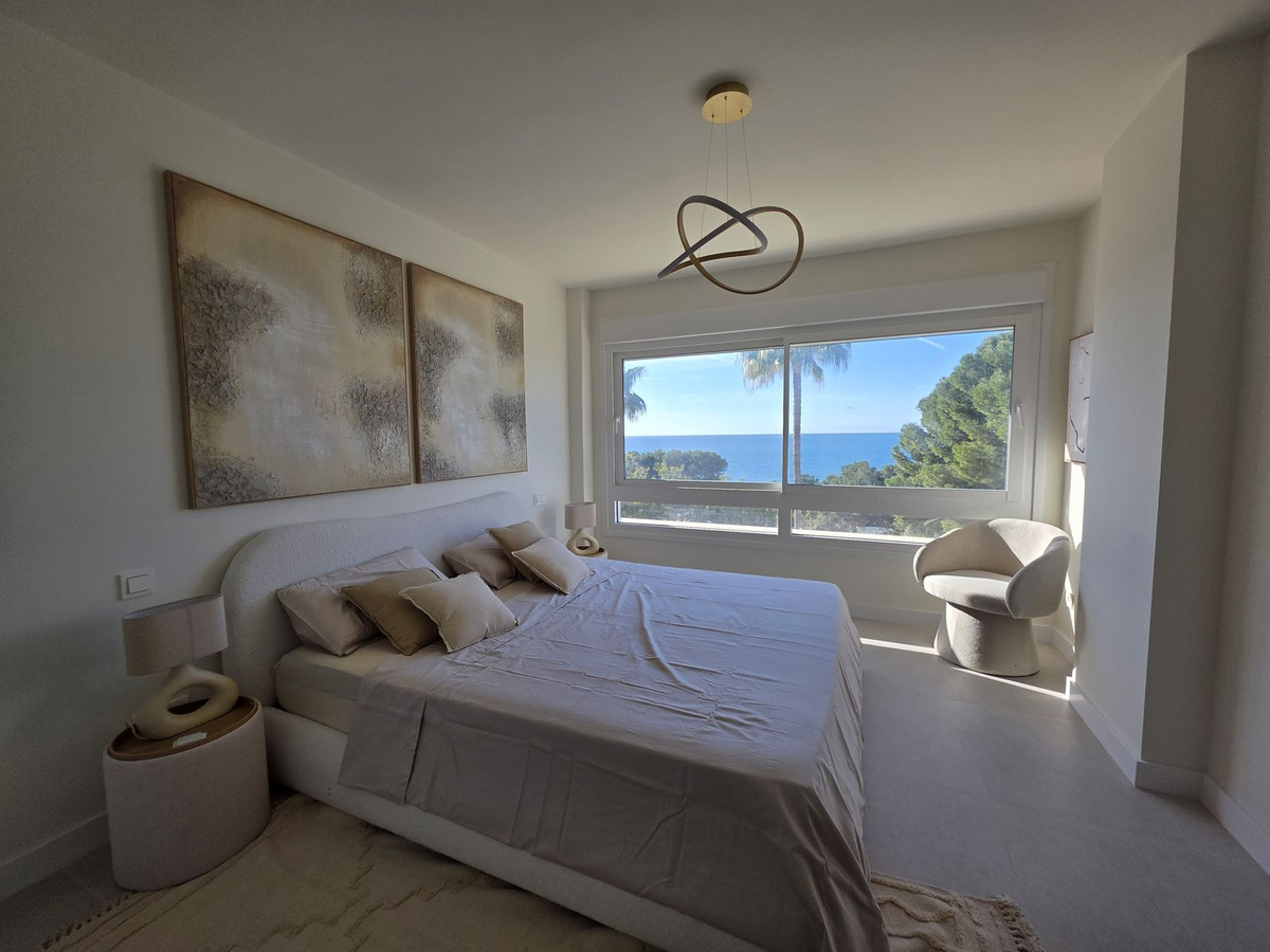 Apartamentos de 4 dormitorios en venta en Marbella – R5310658