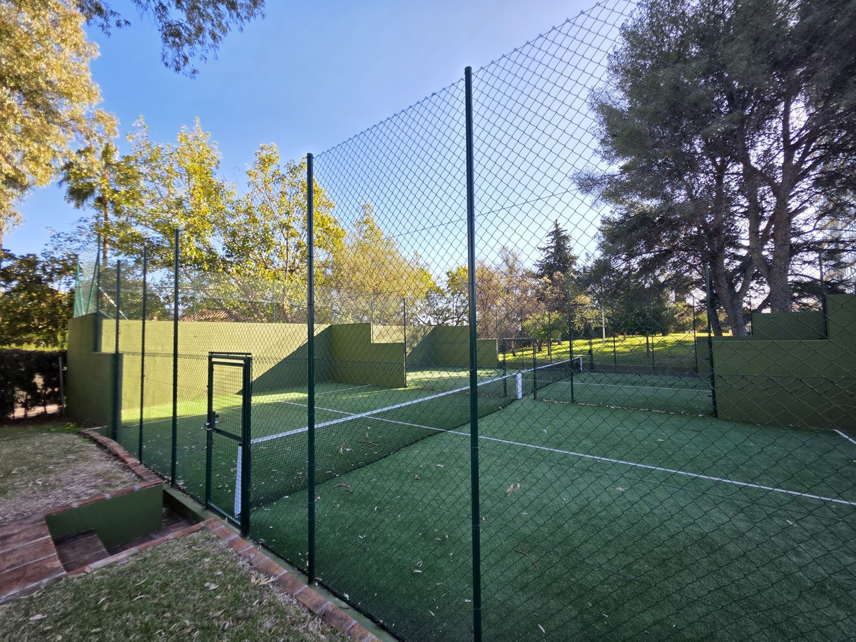 Apartamentos de 4 dormitorios en venta en Marbella – R5310658