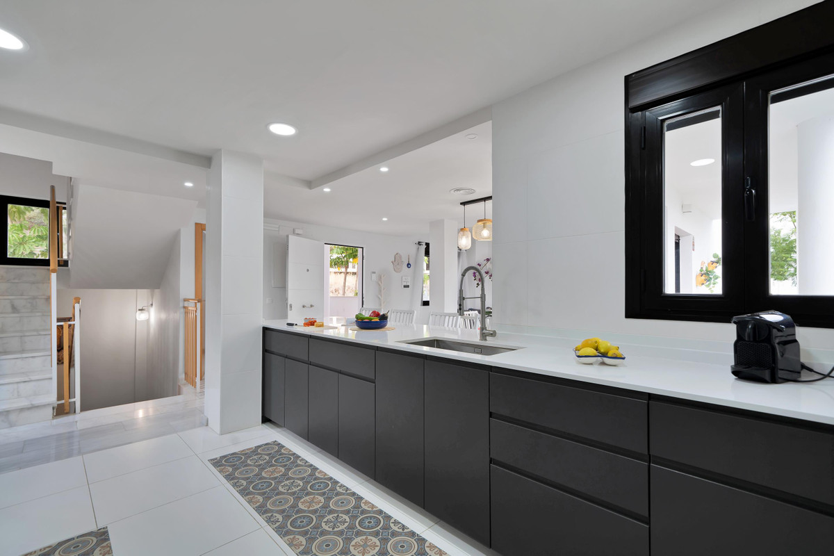 3 bedroom Villas for sale in Riviera del Sol – R5161681 3 bedroom Villas for sale in Riviera del Sol – R5161681