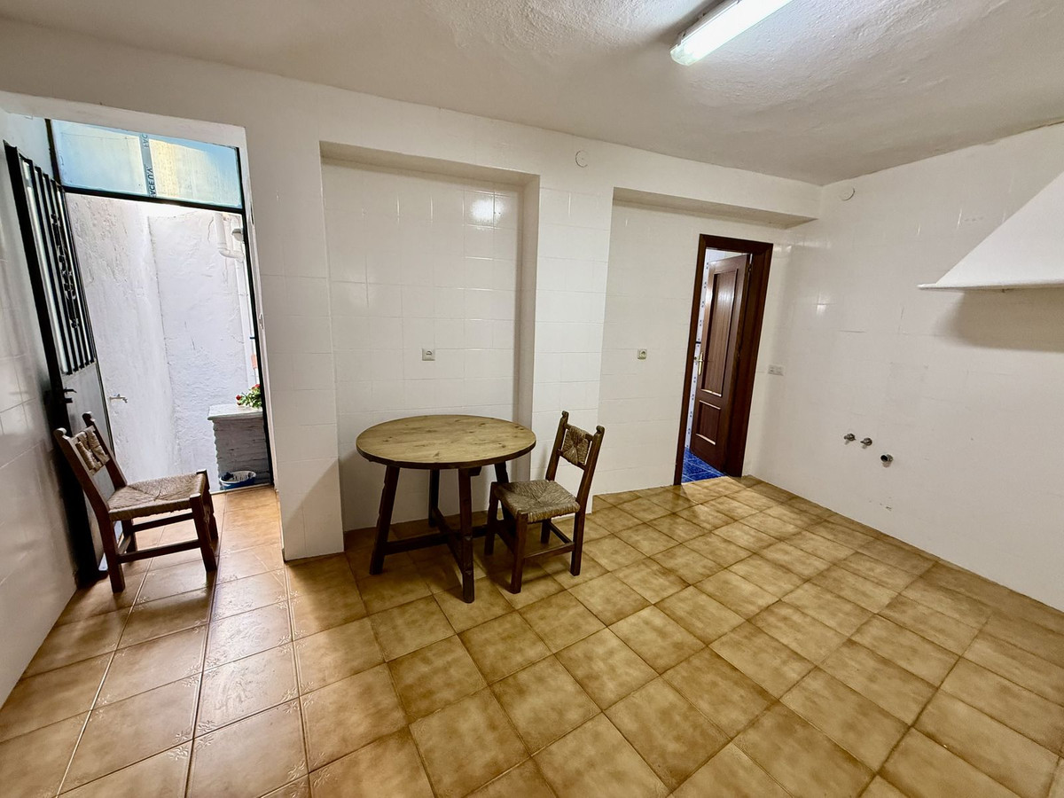 4 bedroom Townhouses for sale in Marbella – R5294827