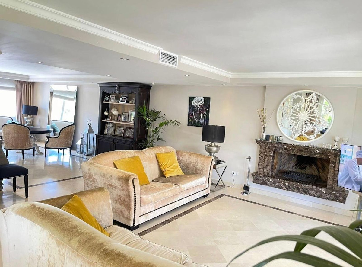 4 bedroom Semi-detached for sale in Atalaya – R5295937 4 bedroom Semi-detached for sale in Atalaya – R5295937