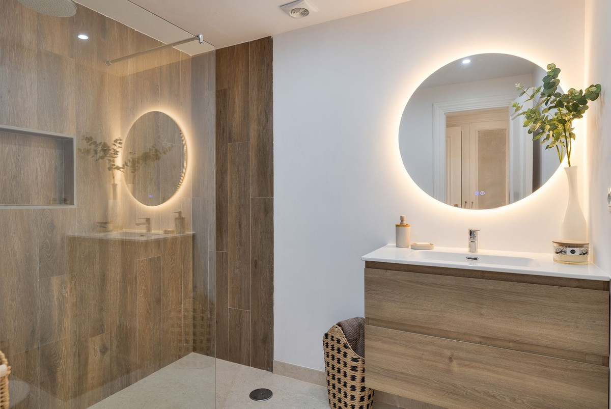 3 bedroom Apartments for sale in La Quinta – R5264590