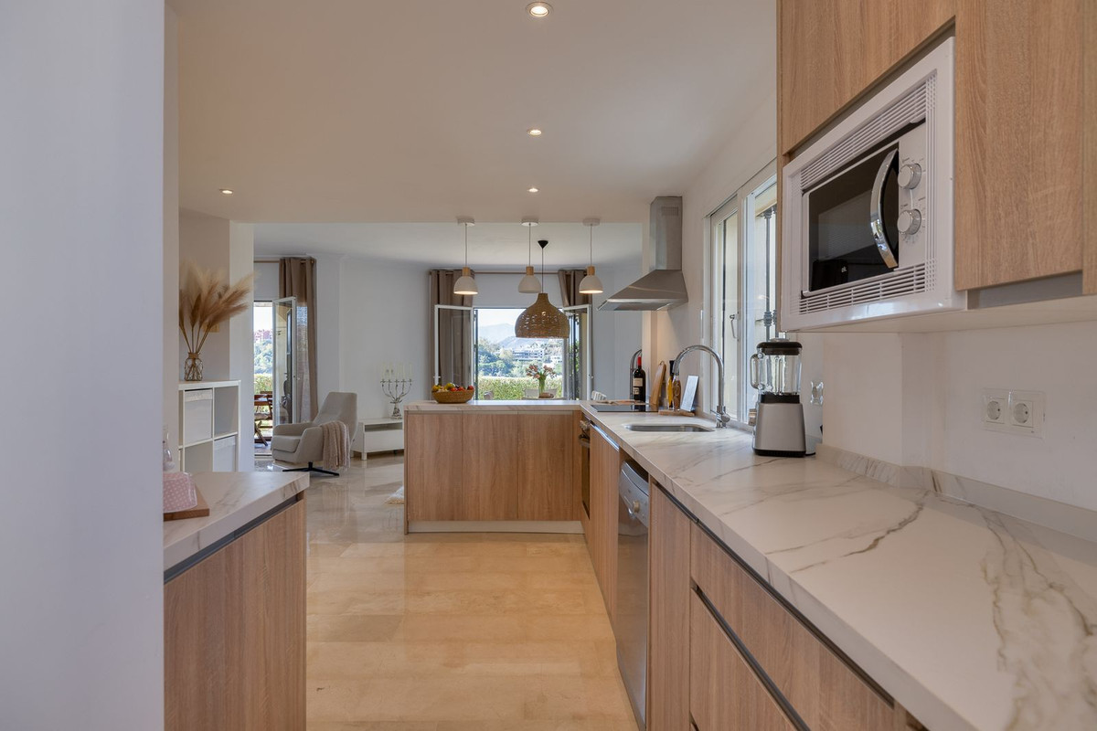 3 bedroom Apartments for sale in La Quinta – R5264590