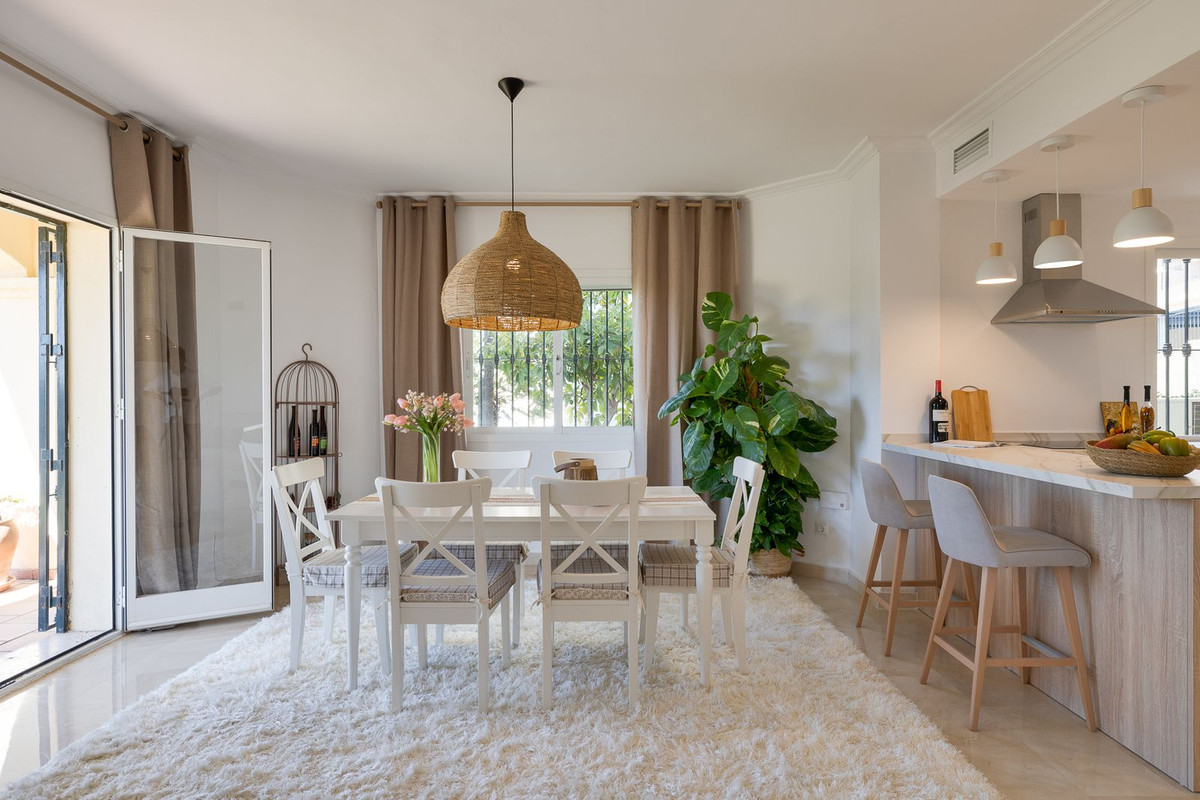 3 bedroom Apartments for sale in La Quinta – R5264590