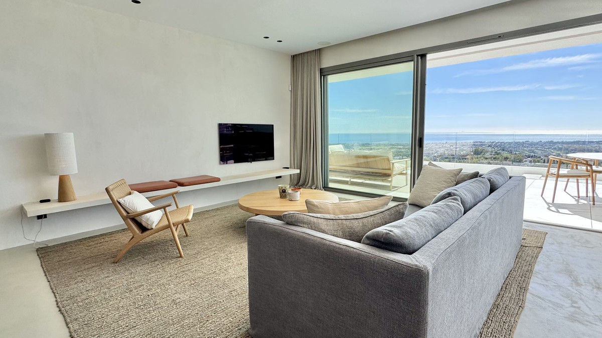 3 bedroom Apartments for sale in La Quinta – R5304919