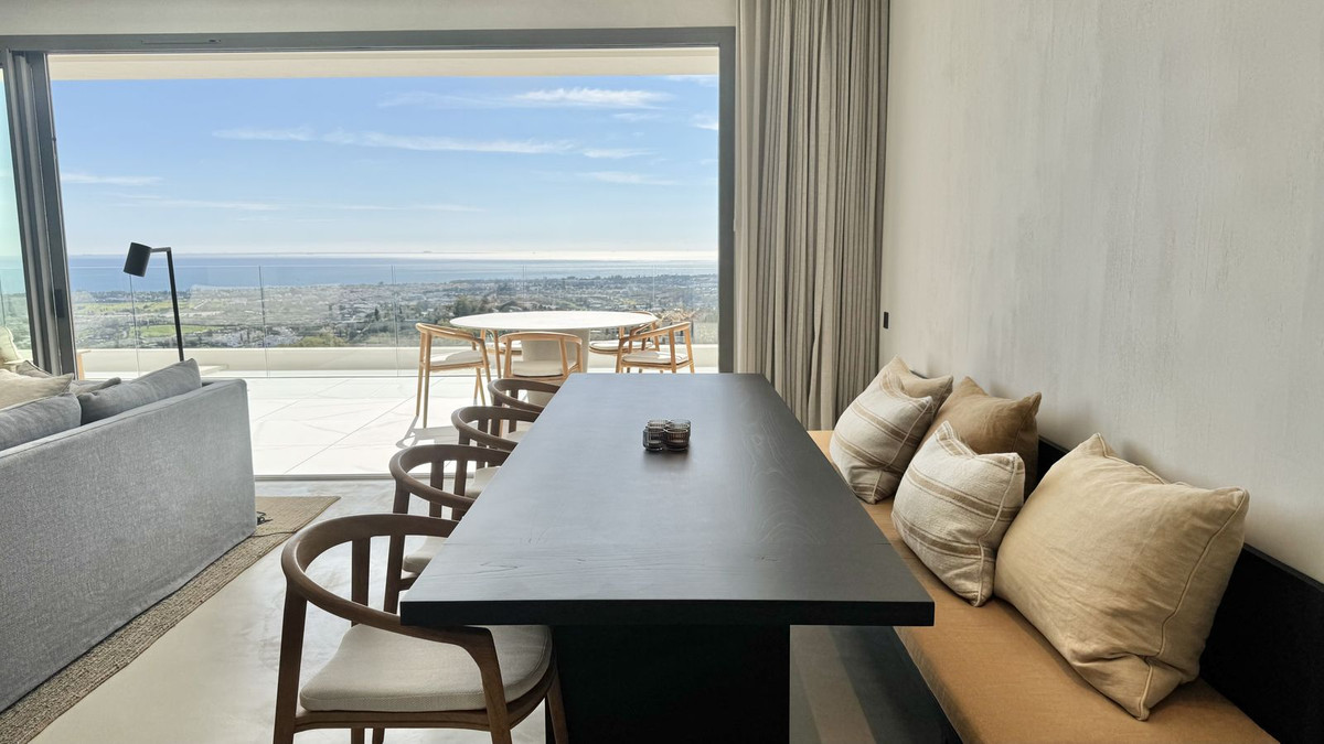 3 bedroom Apartments for sale in La Quinta – R5304919