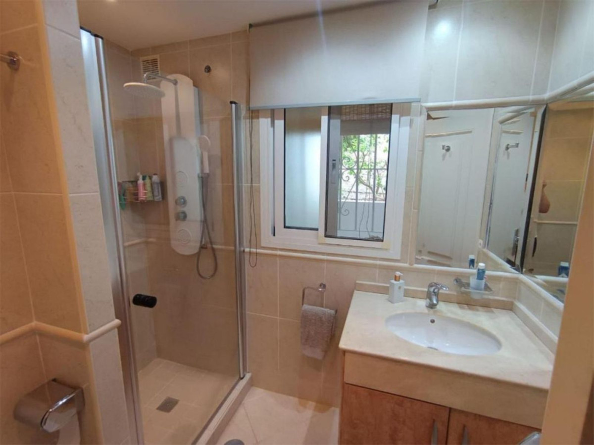 Apartamentos de 2 dormitorios en venta en La Quinta – R5259673