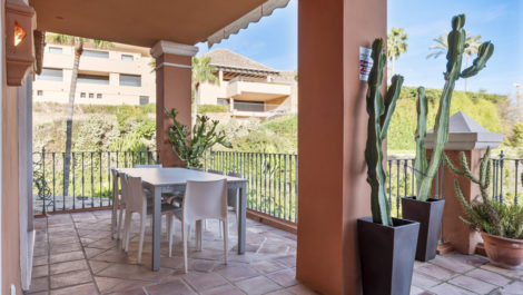 3 bedroom Apartments for sale in Monte Halcones – R5299321