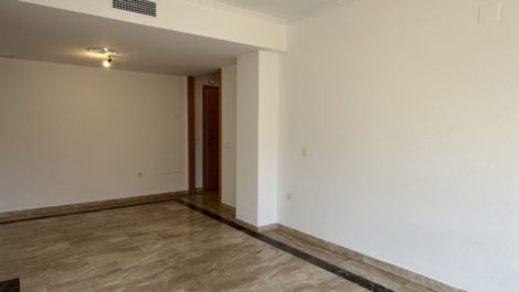 2 bedroom Apartments for sale in Marbella – R5309983