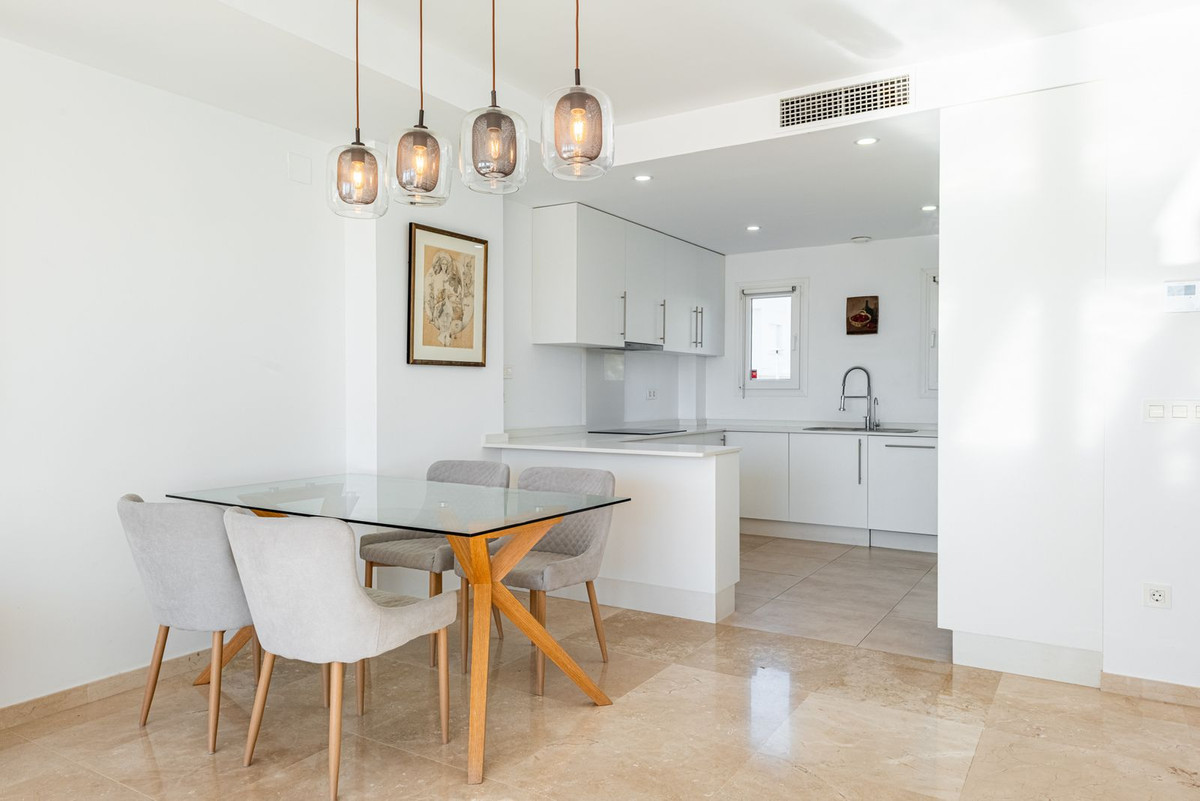 3 bedroom Townhouses for sale in Calahonda – R5292235