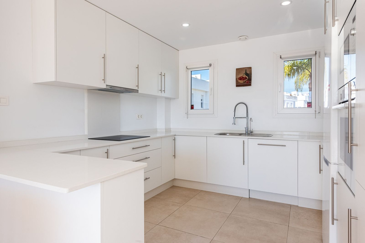 3 bedroom Townhouses for sale in Calahonda – R5292235