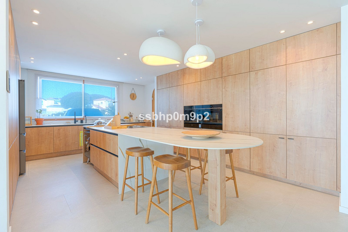 Villas de 5 dormitorios en venta en Mijas – R5291740