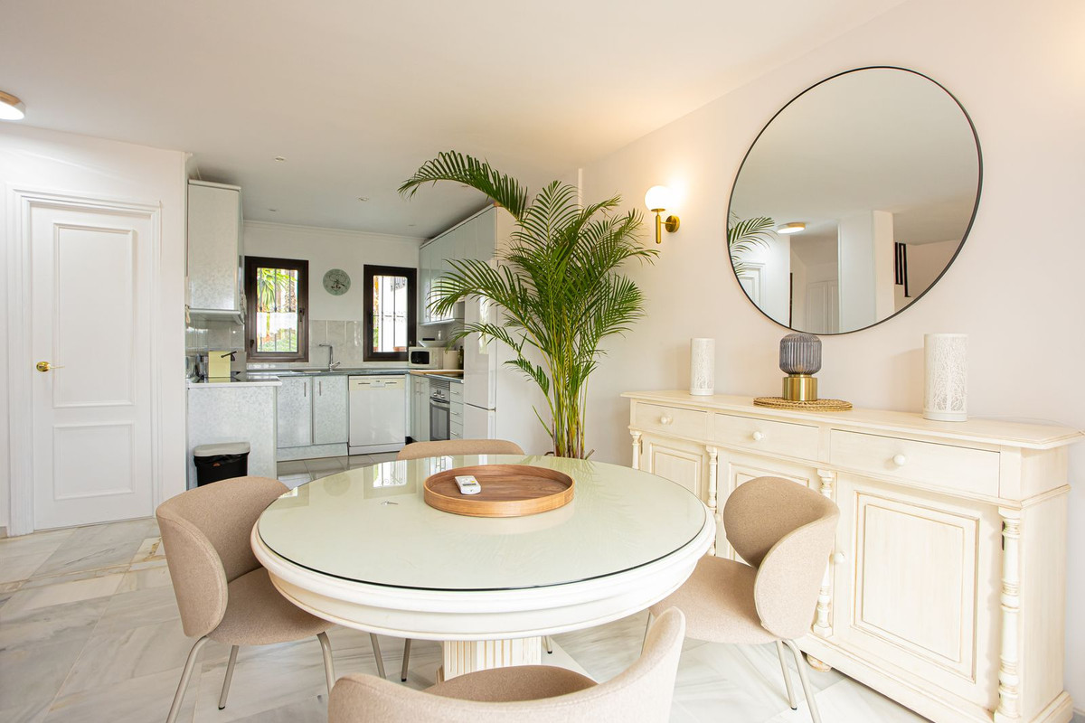 2 bedroom Apartments for sale in Milla de Oro – R5315749