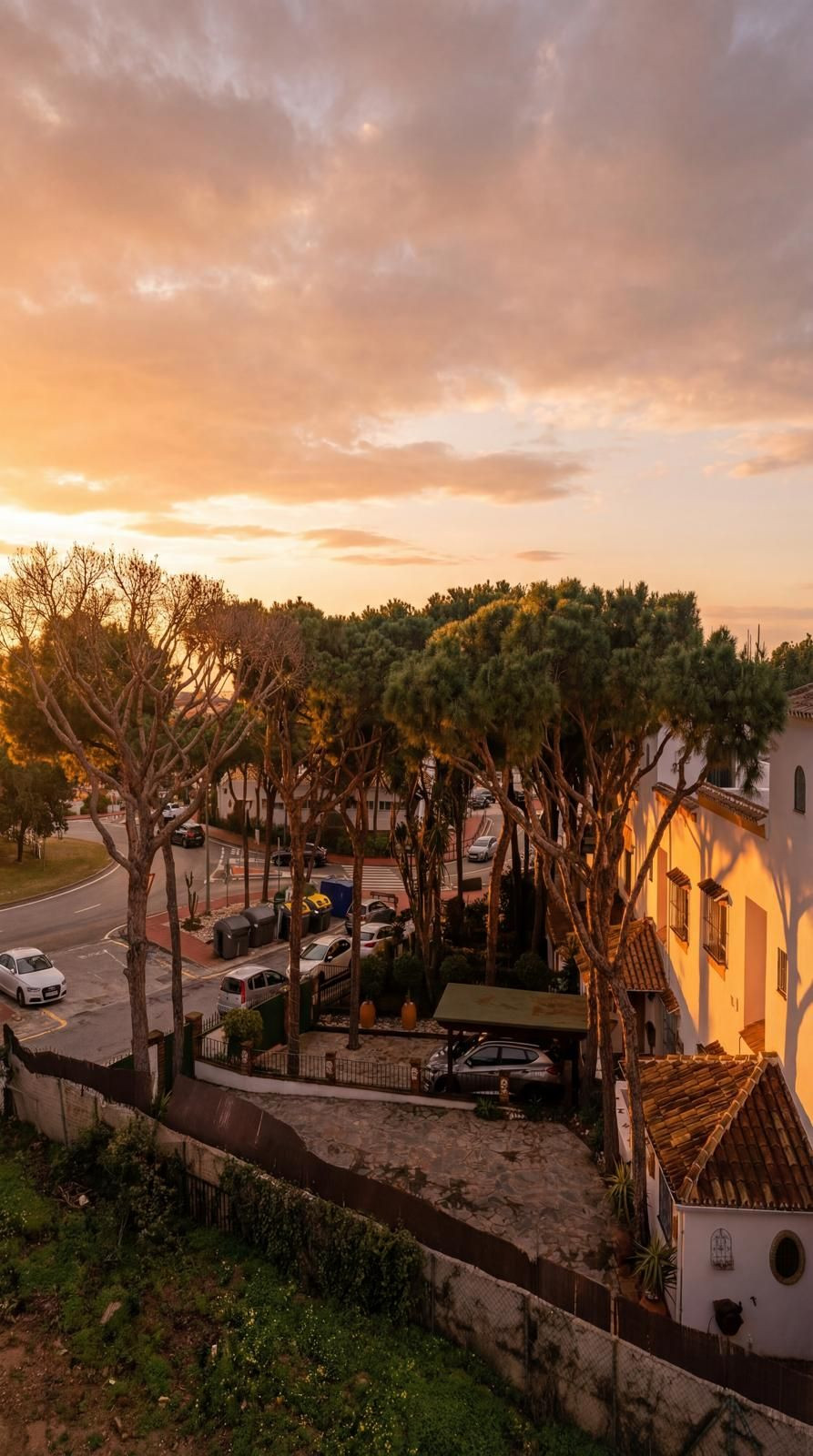 Parcelas de 20 dormitorios en venta en Calahonda – R5285821