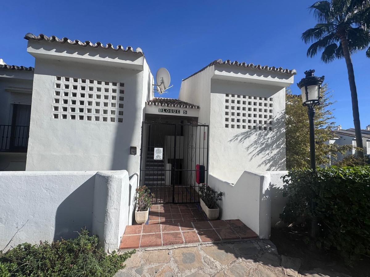 Apartamentos de 2 dormitorios en venta en Riviera del Sol – R5250562