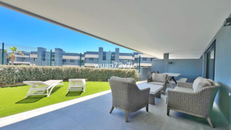 Apartamentos de 3 dormitorios en venta en Selwo – R5129002