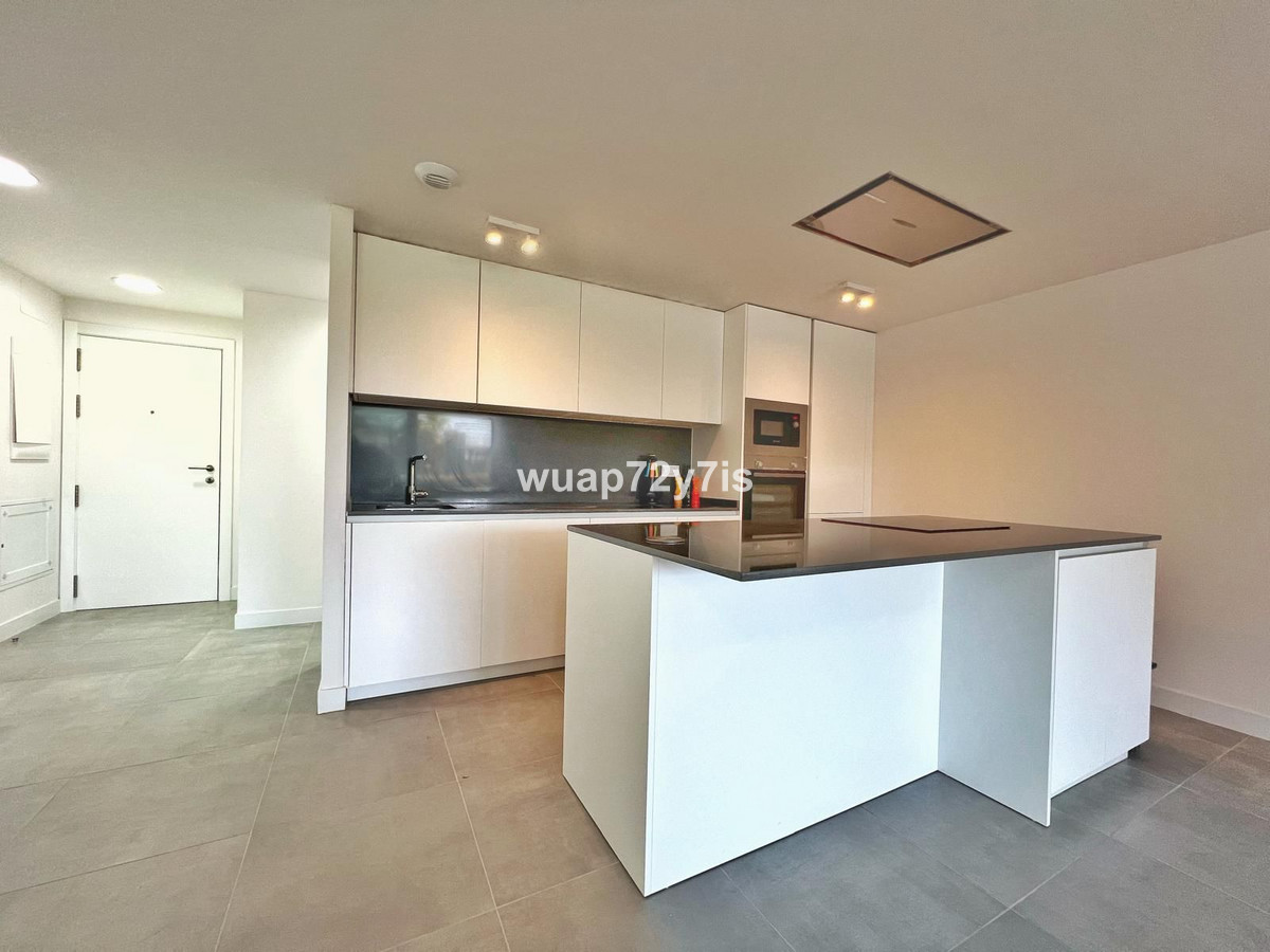 Apartamentos de 3 dormitorios en venta en Selwo – R5129002