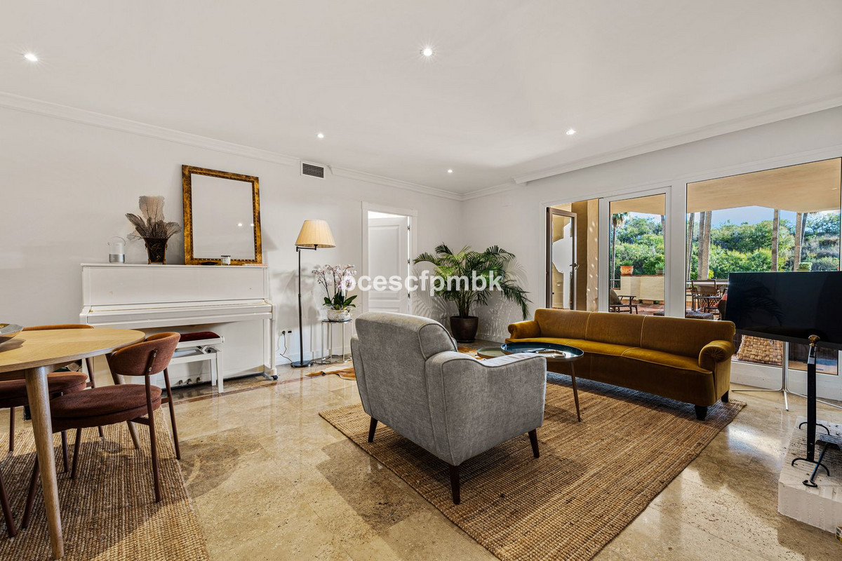 3 bedroom Apartments for sale in Milla de Oro – R5297179