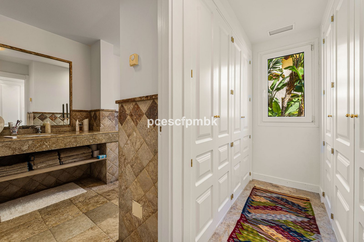 3 bedroom Apartments for sale in Milla de Oro – R5297179