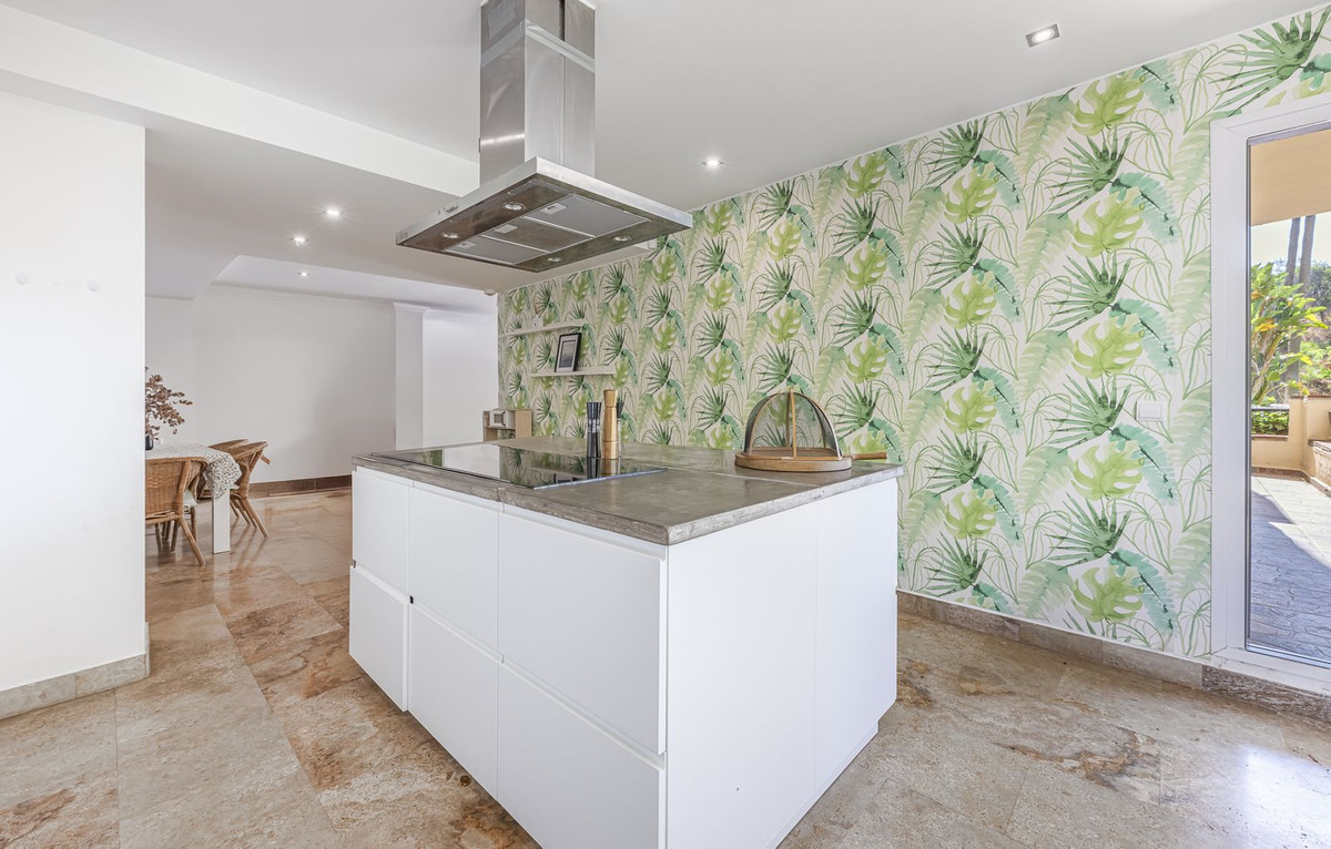 3 bedroom Apartments for sale in Milla de Oro – R5083315