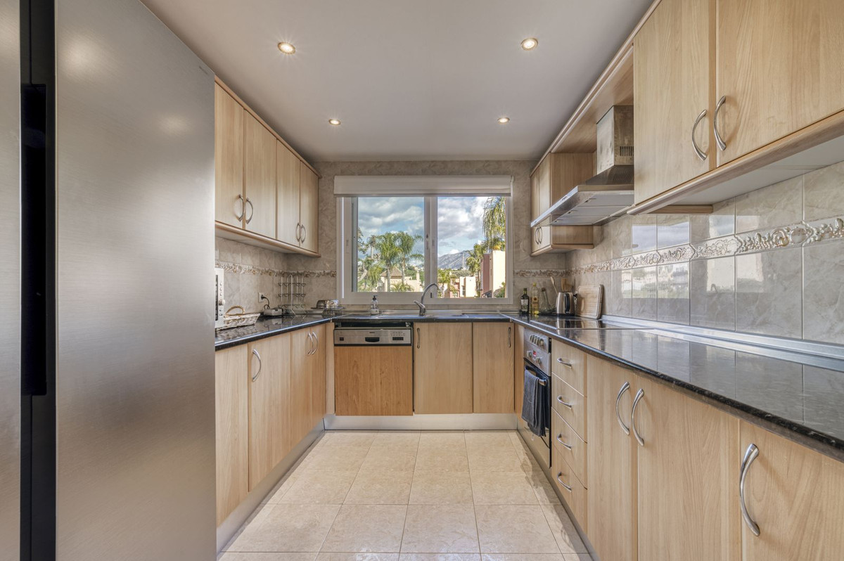 3 bedroom Townhouses for sale in Marbella – R5259259