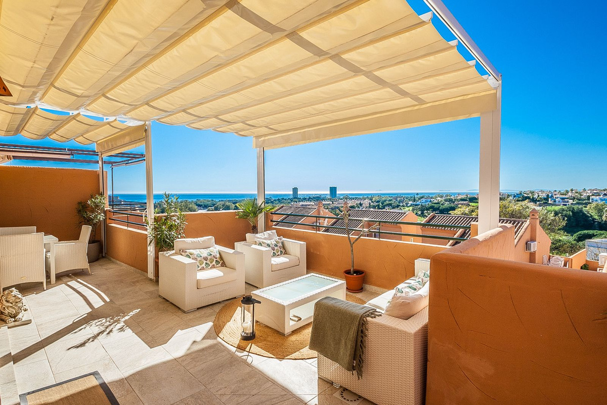 2 bedroom Penthouses for sale in Elviria – R5308120 2 bedroom Penthouses for sale in Elviria – R5308120