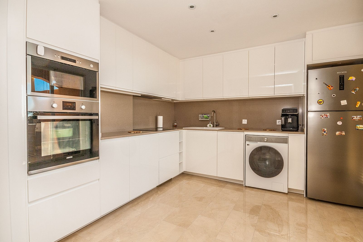 2 bedroom Penthouses for sale in Elviria – R5308120 2 bedroom Penthouses for sale in Elviria – R5308120