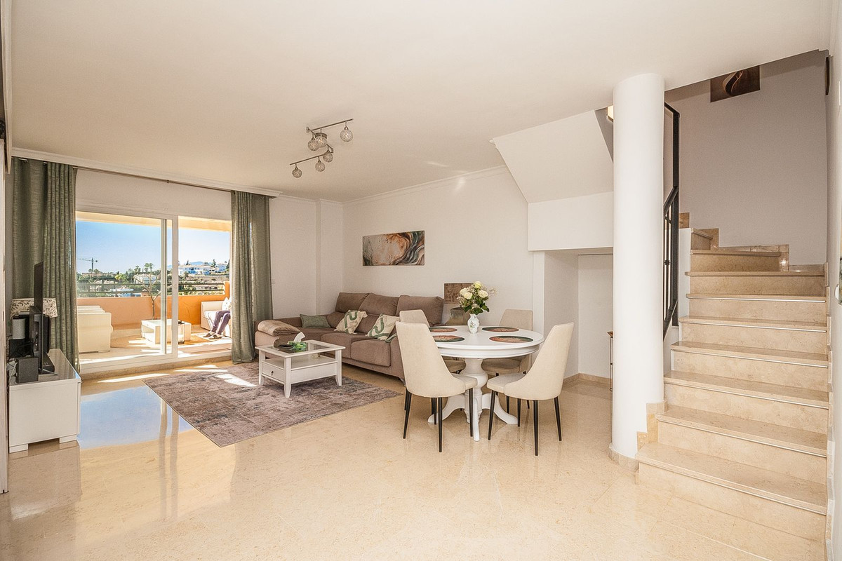 2 bedroom Penthouses for sale in Elviria – R5308120 2 bedroom Penthouses for sale in Elviria – R5308120