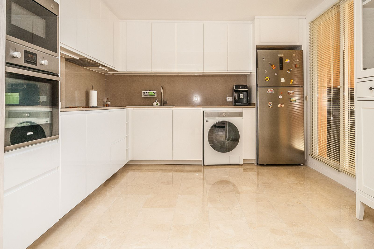 2 bedroom Penthouses for sale in Elviria – R5308120 2 bedroom Penthouses for sale in Elviria – R5308120