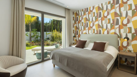 Villas de 5 dormitorios en venta en Milla de Oro – R5300512